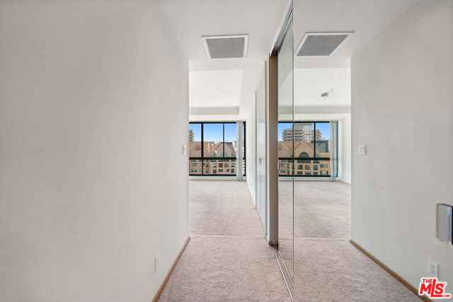 10490 Wilshire Boulevard, Los Angeles CA: https://media.crmls.org/mediaz/7aeba96c-d0bf-408c-98a7-ab517352397b.jpg