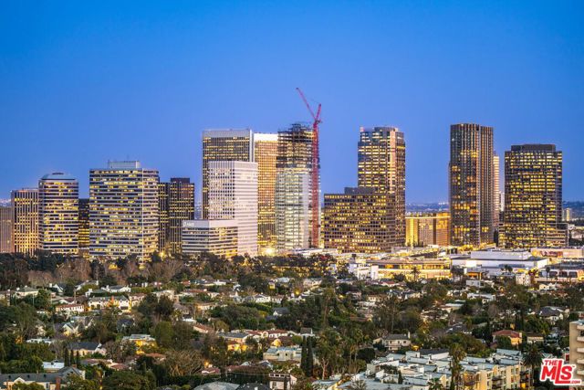 10430 Wilshire Boulevard, Los Angeles CA: https://media.crmls.org/mediaz/7aed5c87-4a3a-45a0-b4df-de53e0f60083.jpg