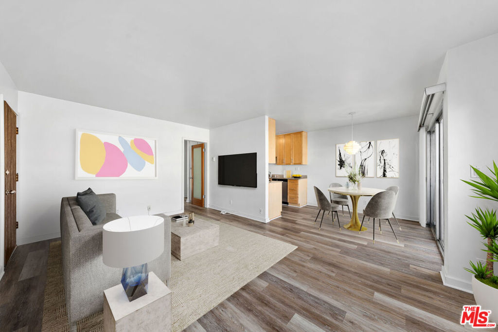 11670 Iowa Avenue #3