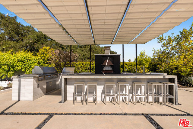 3144 Corda Drive, Los Angeles CA: https://media.crmls.org/mediaz/7aee21a1-0e02-4569-b2b6-a509d9608fdf.jpg