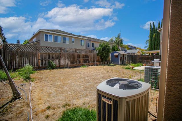 2628 Acapulco Way, Modesto CA: https://media.crmls.org/mediaz/7aef2bdd-69ae-46aa-bcf4-2c7f2d277d3f.jpg