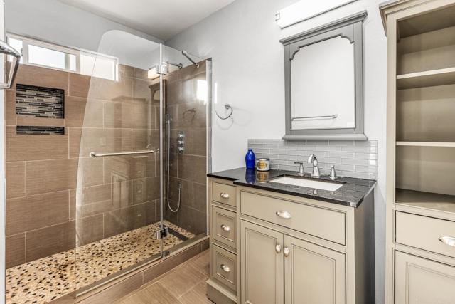 Detail Gallery Image 18 of 32 For 1670 Alta Vista Dr, Vista,  CA 92084 - 3 Beds | 2 Baths
