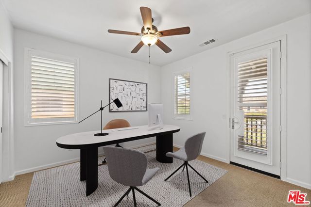 20650 Huntley Way, Santa Clarita CA: https://media.crmls.org/mediaz/7aeff5ba-6d25-4709-a1c3-4f50a3383c06.jpg