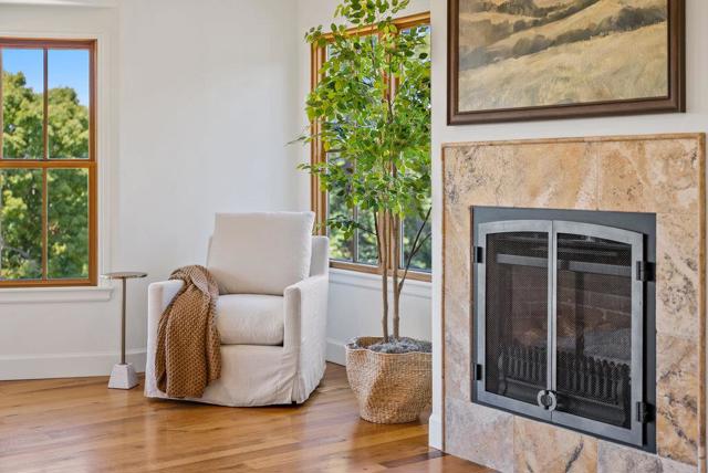 221 Sunset Terrace, Scotts Valley CA: https://media.crmls.org/mediaz/7af1782f-e262-4c6f-a48f-7b439315789f.jpg