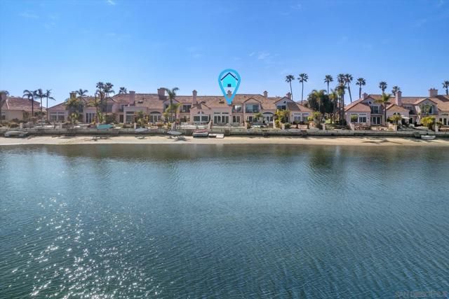 89 Tunapuna Ln, Coronado CA: https://media.crmls.org/mediaz/7af20935-62be-4d74-af69-965c16460d5a.jpg