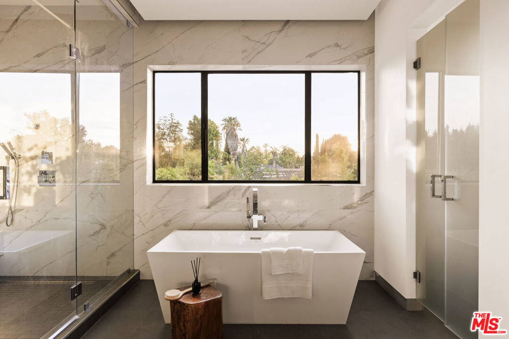 MLS #25539469 img 15