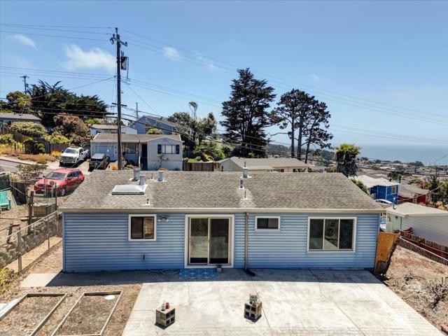 331 Manor Drive, Pacifica CA: https://media.crmls.org/mediaz/7af3cb8e-b0a1-4839-a518-830b1db6970b.jpg