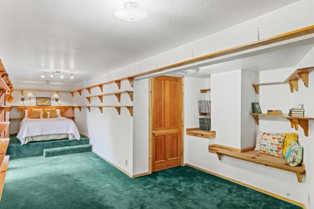 994 Laurel Grove Drive, Soquel CA: https://media.crmls.org/mediaz/7af3dfdc-913b-4d4e-8223-ab9f36b3caa2.jpg