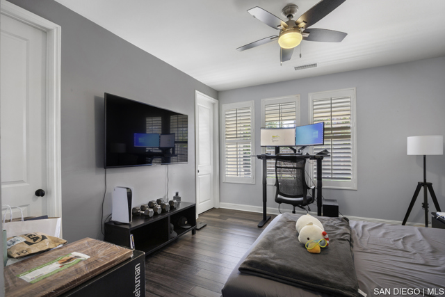 2832 Echo Ridge CT, Chula Vista CA: https://media.crmls.org/mediaz/7af4b087-1c17-45e1-8d5c-f556b3adc1be.jpg