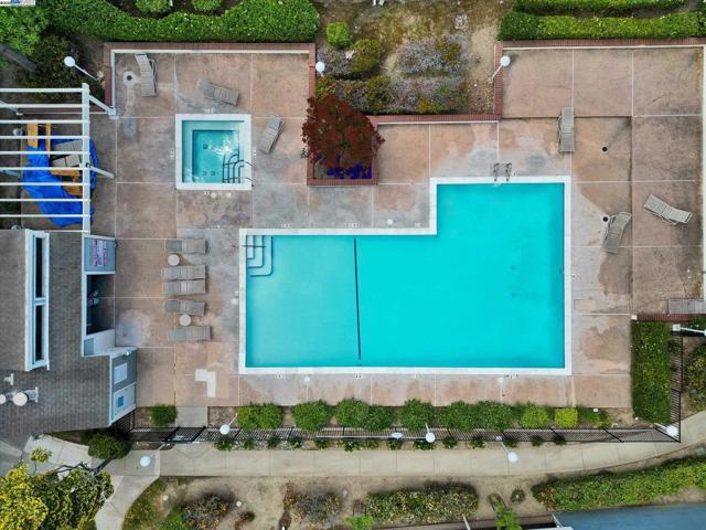 3402 Pinewood Ter, Fremont CA: https://media.crmls.org/mediaz/7af534ee-c39d-4047-a565-4fb0665aa8ba.jpg