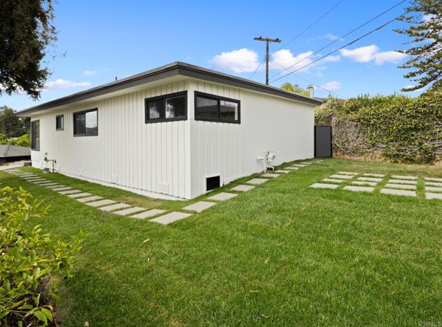 Detail Gallery Image 34 of 35 For 7525 Piper Pl, Los Angeles,  CA 90045 - 3 Beds | 2 Baths