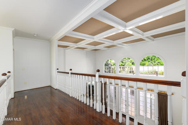 29515 Weeping Willow Drive, Agoura Hills CA: https://media.crmls.org/mediaz/7af60c6c-4bc1-45a5-a226-b713a7694e80.jpg