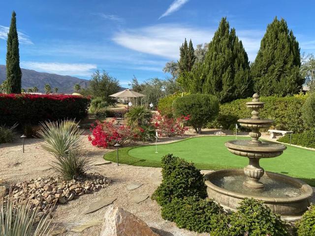 81407 Golden Poppy Way, La Quinta CA: https://media.crmls.org/mediaz/7af6d00c-fabe-4edf-9d32-ad53a469ced8.jpg