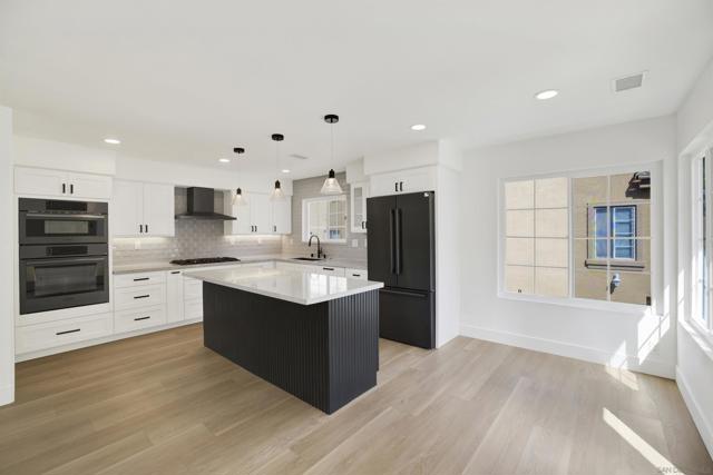 12523 El Camino Real, San Diego CA: https://media.crmls.org/mediaz/7af872d9-9316-41e0-9a8b-41a553195baf.jpg