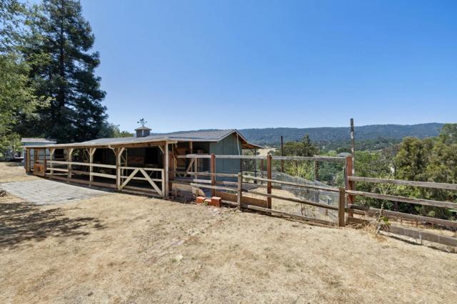 1207 Godetia Drive, Woodside CA: https://media.crmls.org/mediaz/7af87e70-cbf6-4690-b166-86327f33d164.jpg