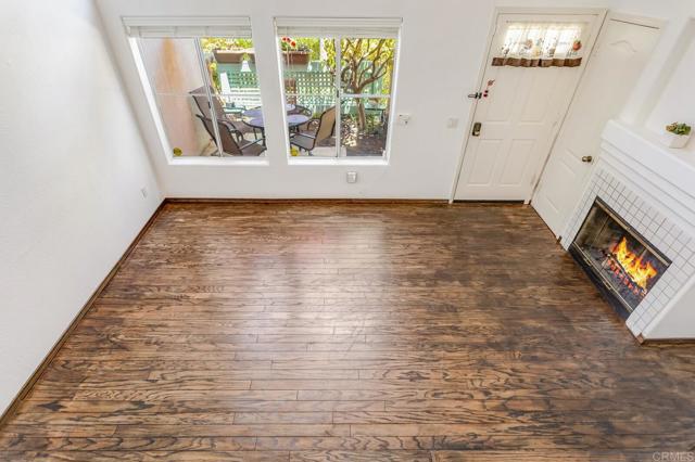 Detail Gallery Image 10 of 36 For 12916 Carmel Creek Rd, San Diego,  CA 92130 - 2 Beds | 2/1 Baths