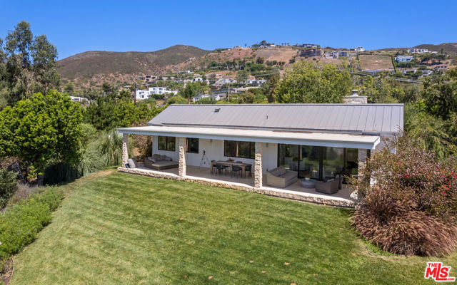 30060 Harvester Road, Malibu, California 90265, 2 Bedrooms Bedrooms, ,2 BathroomsBathrooms,Single Family Residence,For Sale,Harvester,24433003