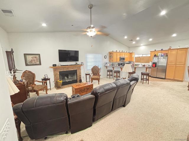 2185 Manzanita Ln, Boulevard CA: https://media.crmls.org/mediaz/7aff3e89-98b3-4c7b-9b77-421ce88dc369.jpg