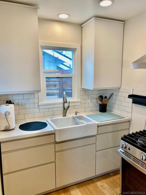 Details for 424 University Pl, San Diego, CA 92103