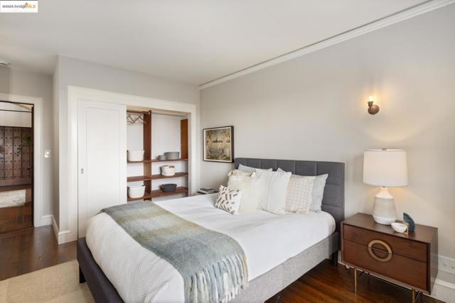 2583 Buena Vista Way, Berkeley CA: https://media.crmls.org/mediaz/7b006ac2-4269-43af-aca8-1e665d34ce39.jpg