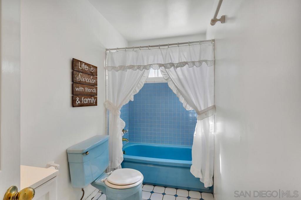 MLS #250043662SD image #13