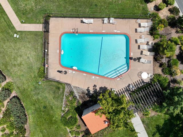 135 Calle Larga, Los Gatos CA: https://media.crmls.org/mediaz/7b009cb3-dfa0-4879-805e-847bb40158d6.jpg