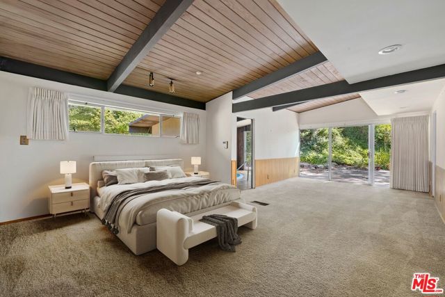2734 Ellison Drive, Beverly Hills CA: https://media.crmls.org/mediaz/7b00d64e-e478-42bb-af06-9dc8d6ee9656.jpg