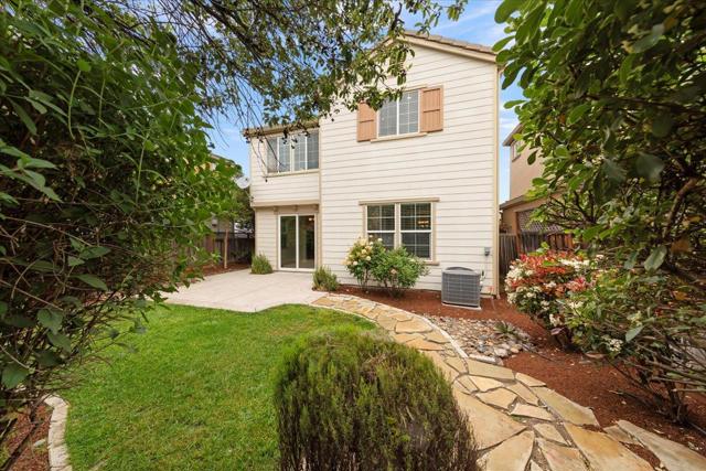 16948 Cory Drive, Morgan Hill CA: https://media.crmls.org/mediaz/7b0156f0-c8a2-4e96-a49c-299852997157.jpg