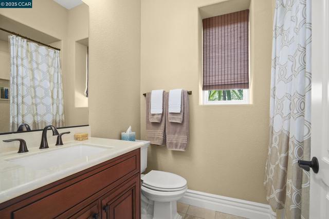 1512 Miwok Ct, Brentwood CA: https://media.crmls.org/mediaz/7b01fca4-deea-4913-af1d-6df0ea355cde.jpg