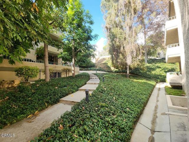 Detail Gallery Image 37 of 38 For 4141 via Marisol #310,  Los Angeles,  CA 90042 - 2 Beds | 2 Baths