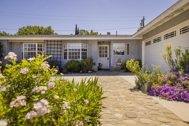 Detail Gallery Image 2 of 30 For 40 Almond Ave, Oak View,  CA 93022 - 4 Beds | 2 Baths