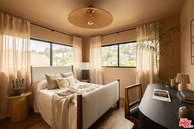 710 Amador Street, Los Angeles CA: https://media.crmls.org/mediaz/7b04d0da-aadb-441c-8ff5-81e181987560.jpg