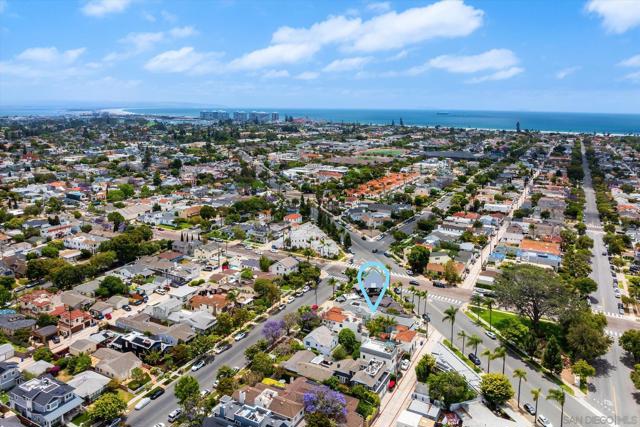 260 H Avenue, Coronado CA: https://media.crmls.org/mediaz/7b058437-7cee-4228-85dc-54ca3a5f45b3.jpg