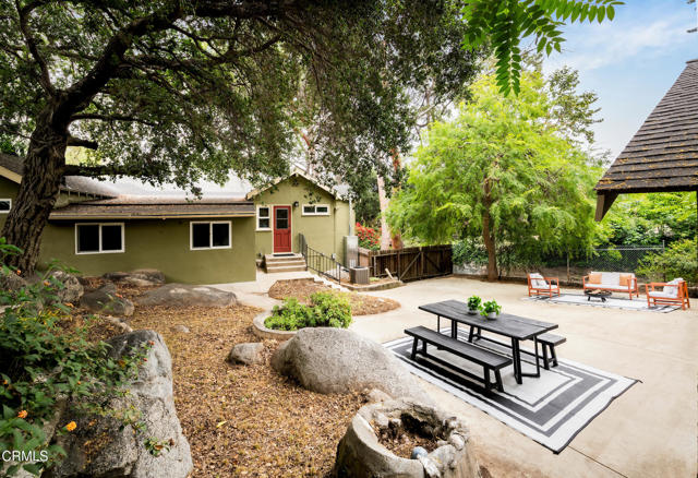 413 Sycamore Place, Sierra Madre CA: https://media.crmls.org/mediaz/7b065ad9-535c-4ad4-b94b-5344a4ff5045.jpg