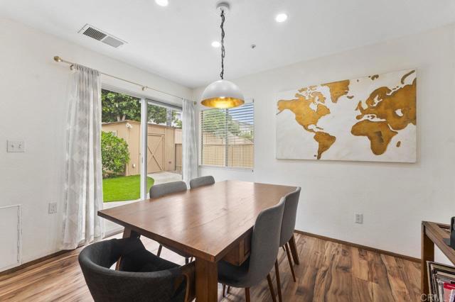 305 Cobblestone Place, Santee CA: https://media.crmls.org/mediaz/7b068ae7-5394-4f5b-91c4-526bd5cea59f.jpg