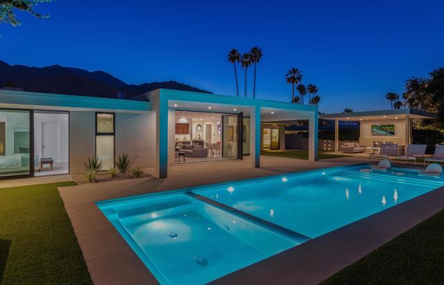2290 S Yosemite Drive, Palm Springs CA: https://media.crmls.org/mediaz/7b069dcd-61c4-4b6a-9941-4f5aaafa30af.jpg