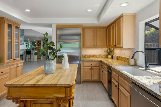 75720 Mclachlin Circle, Palm Desert CA: https://media.crmls.org/mediaz/7b078b8e-2105-4650-a7dd-fd16efde1be7.jpg