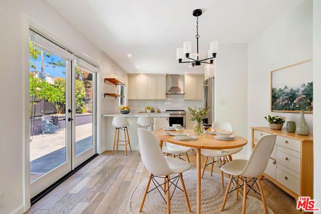 4340 W 60th Street, Los Angeles CA: https://media.crmls.org/mediaz/7b07d3dd-59db-475b-9129-b2a210fd746d.jpg