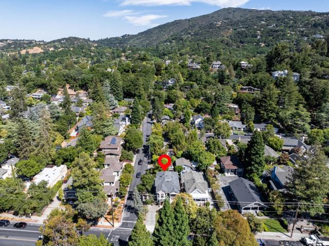 256 Los Gatos Boulevard, Los Gatos CA: https://media.crmls.org/mediaz/7b083bde-25d5-4514-9876-127fed8a0ff3.jpg