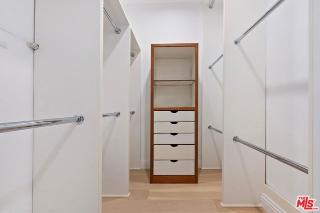 2102 Century Park Lane, Los Angeles CA: https://media.crmls.org/mediaz/7b0a6aef-e706-40d7-9ffe-c1b7ab1f9131.jpg