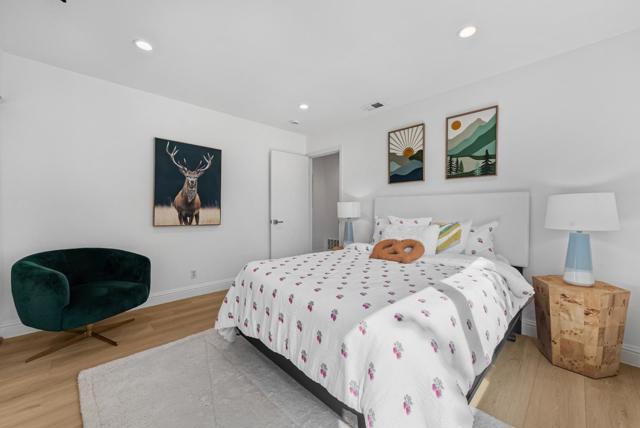 707 Santa Cruz Lane, Foster City CA: https://media.crmls.org/mediaz/7b0be420-d8d4-401d-9763-a6c0a449a1c9.jpg