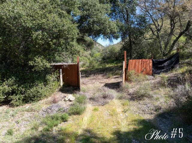 44175 Carmel Valley, Greenfield CA: https://media.crmls.org/mediaz/7b0c0df2-84a4-4127-b157-1e9cbd7131b0.jpg