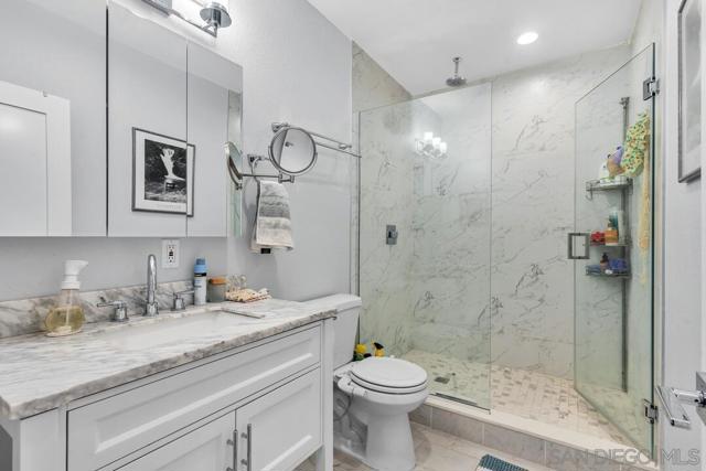 1003 Hayes Ave, San Diego CA: https://media.crmls.org/mediaz/7b0c4fff-36f0-494b-8bc1-eb89196c8aa8.jpg