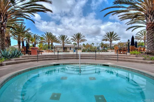 Detail Gallery Image 44 of 52 For 6211 Dartington Way, Carlsbad,  CA 92009 - 4 Beds | 3/1 Baths