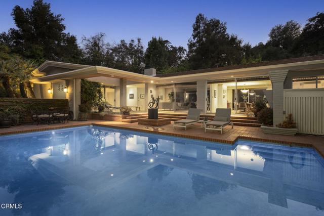 635 Rockwood Road, Pasadena CA: https://media.crmls.org/mediaz/7b0dc8f9-73a0-4a45-9ccf-4a1886e86f41.jpg