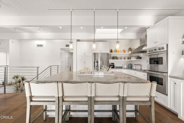 Detail Gallery Image 12 of 52 For 11770 Pacific Coast Hwy #U,  Malibu,  CA 90265 - 4 Beds | 4 Baths