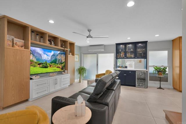 Detail Gallery Image 7 of 69 For 405 S Sierra Ave #187,  Solana Beach,  CA 92075 - 3 Beds | 3 Baths