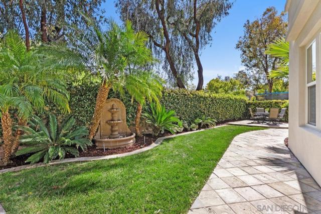 6 Reston Way, Ladera Ranch CA: https://media.crmls.org/mediaz/7b0e4f9f-4274-4efd-9e94-59b03cbf41da.jpg