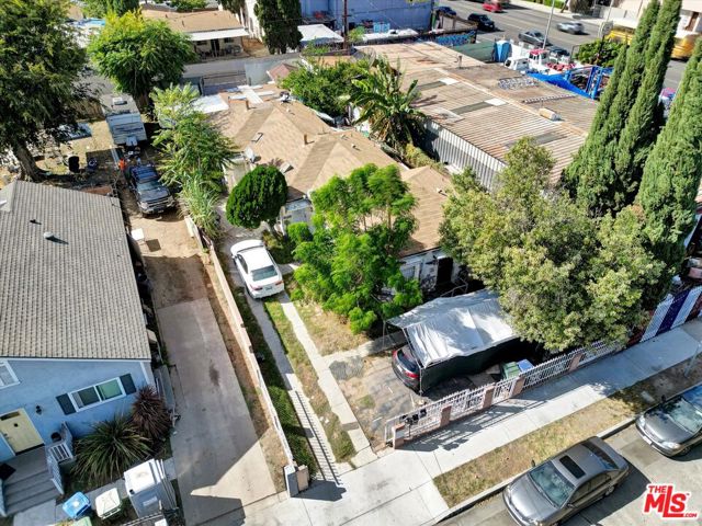 8611 Elm Street photo 2
