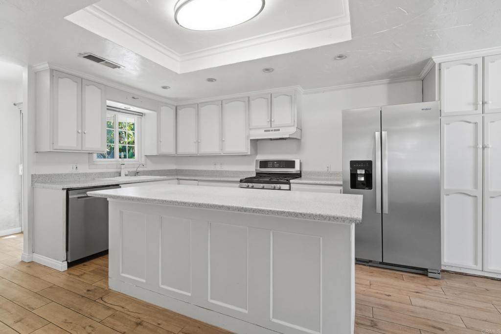 1078 Robertson Drive - photo 16